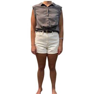 Evereve Gray Sleeveless Button Down Twist Front Top – Size Medium